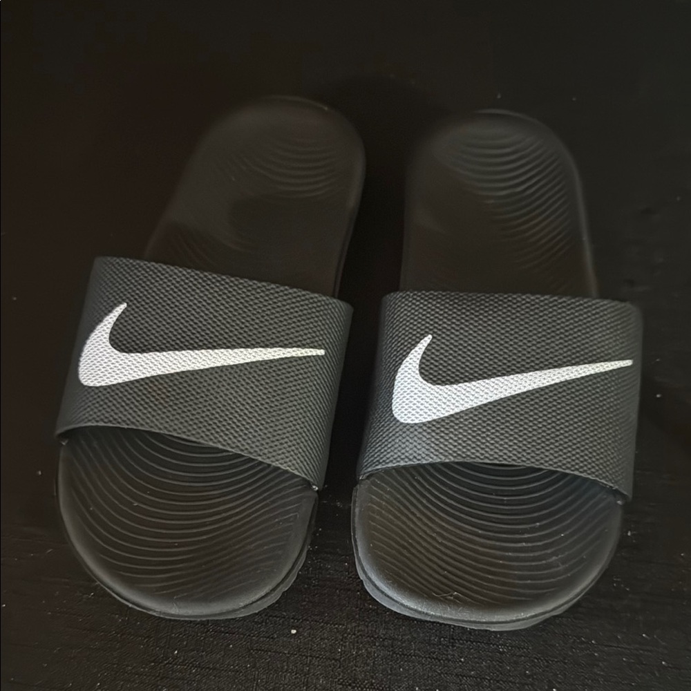 Nike Kids Black and White Sandals